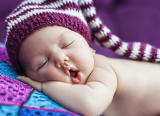 Simple hacks to help your baby fall asleep at night