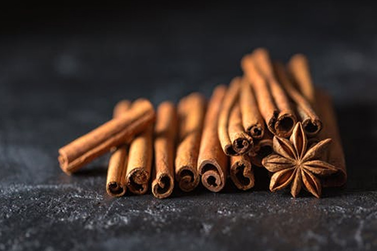 Cinnamon-Chewing-Sticks