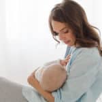Strep-throat-while-breastfeeding